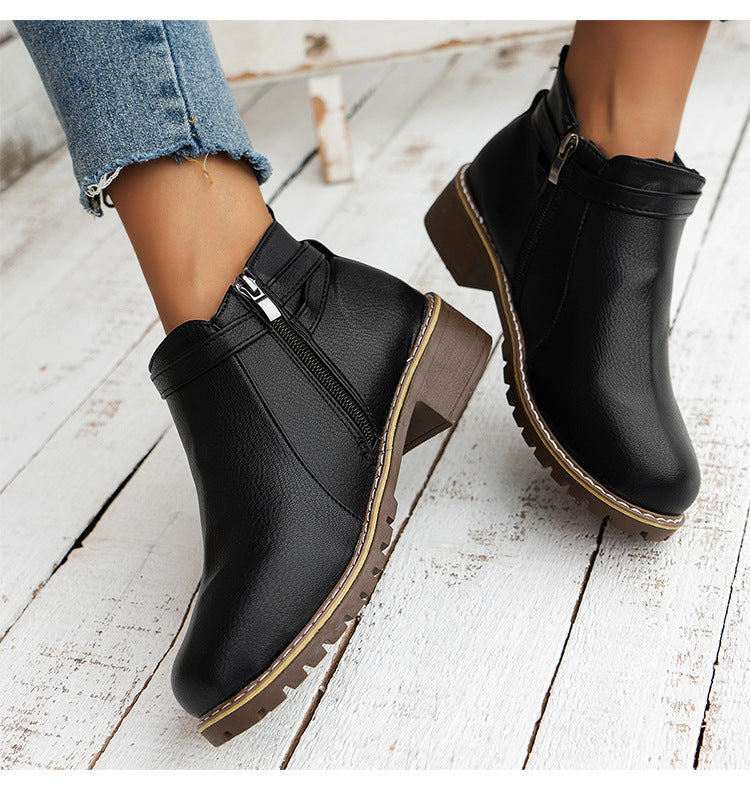 Bottines à Boucle en Cuir à Talons Plats et Bout Rond
