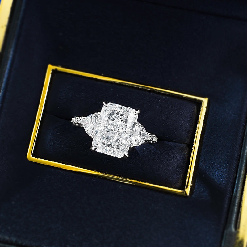 Ice Flower Cut Full-Crystal Ring - Carbon Diamond Statement Jewelry